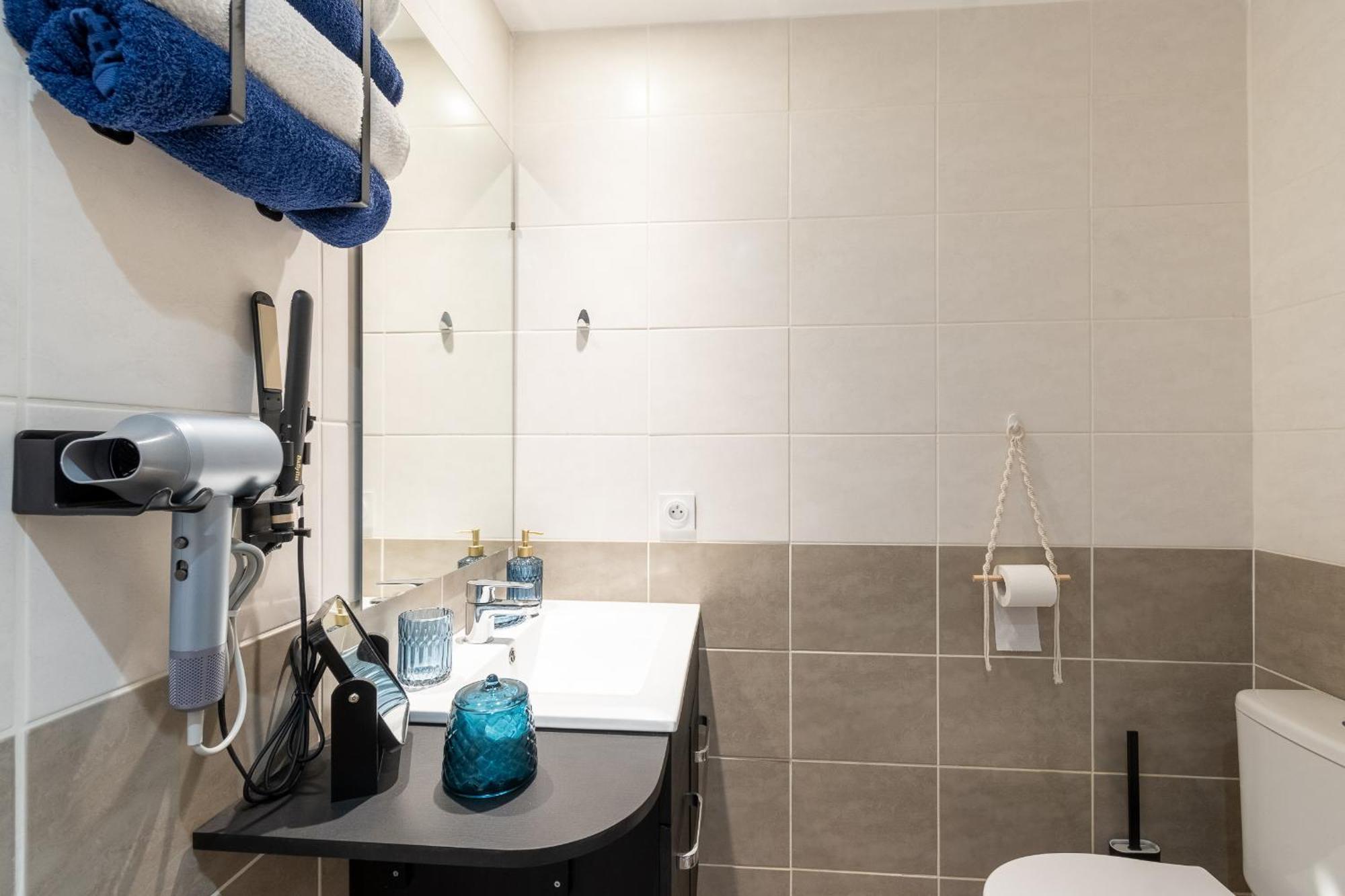 Le Petit Patio Fleuri Aparthotel Eguilles Ngoại thất bức ảnh